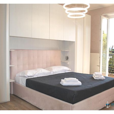 Ostia Holiday Galeoni ภายนอก รูปภาพ