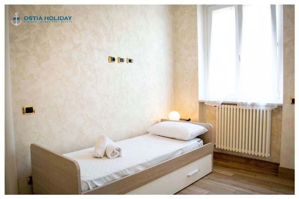 Ostia Holiday Galeoni ภายนอก รูปภาพ