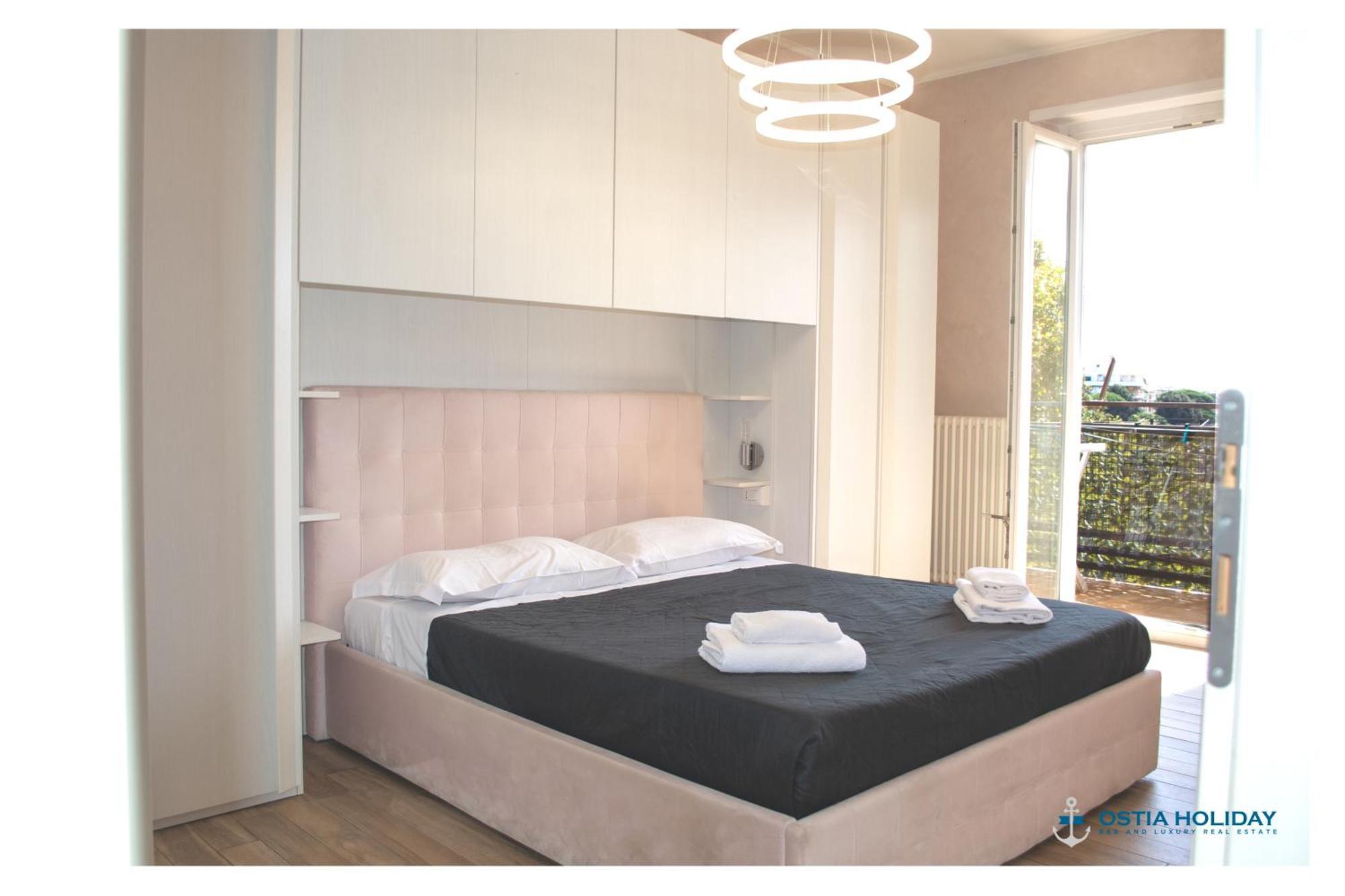 Ostia Holiday Galeoni ภายนอก รูปภาพ